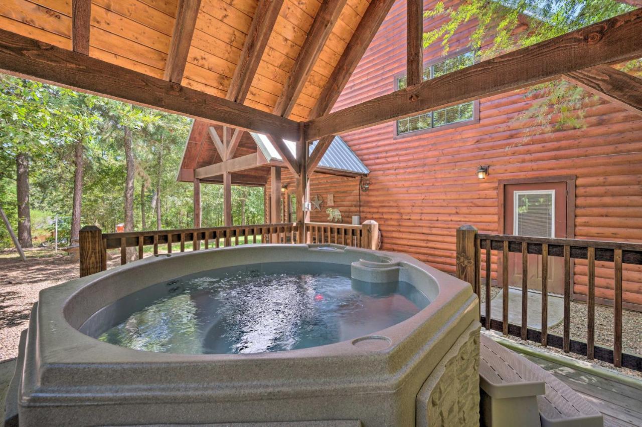 Cabin With Hot Tub And Games, 4 Mi To Beavers Bend! Broken Bow Exterior foto