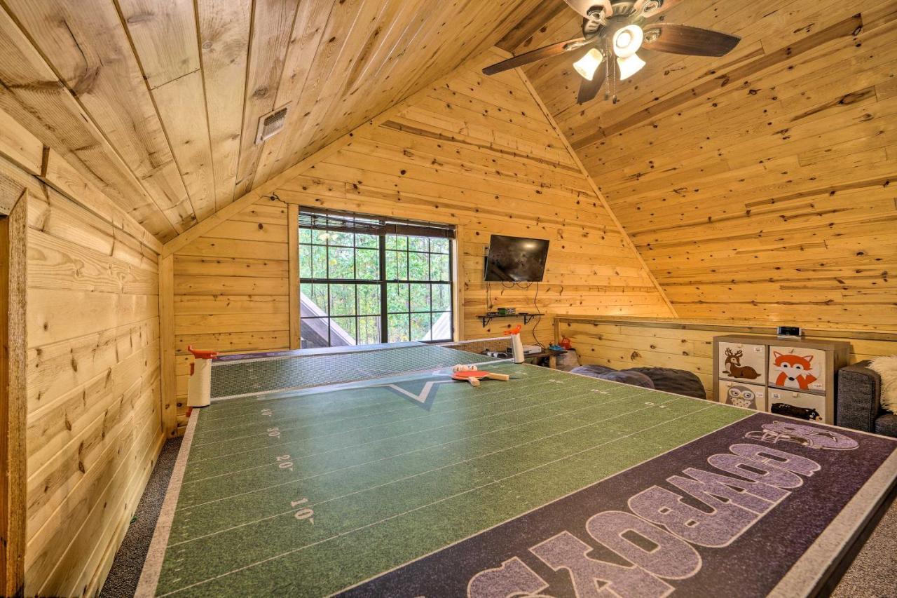Cabin With Hot Tub And Games, 4 Mi To Beavers Bend! Broken Bow Exterior foto